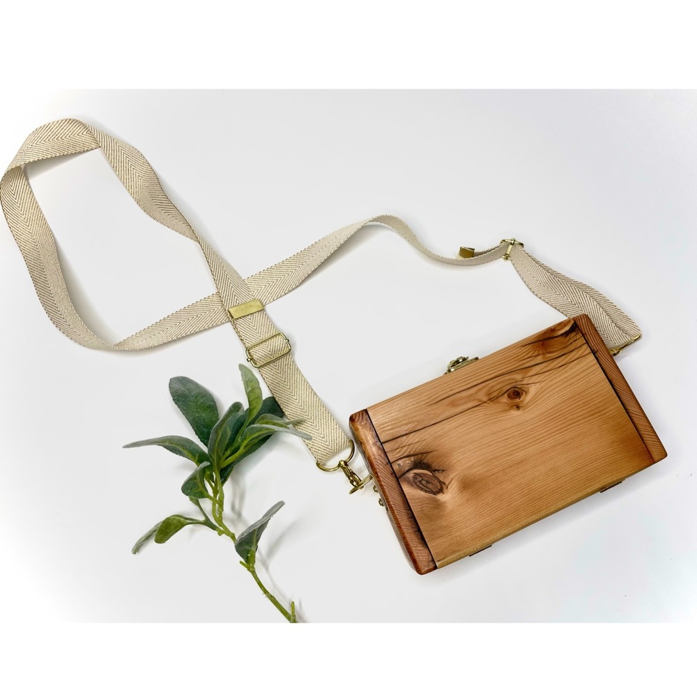 Handcrafted Minimalist Wooden Purse / Reclaimed Cedar Wood